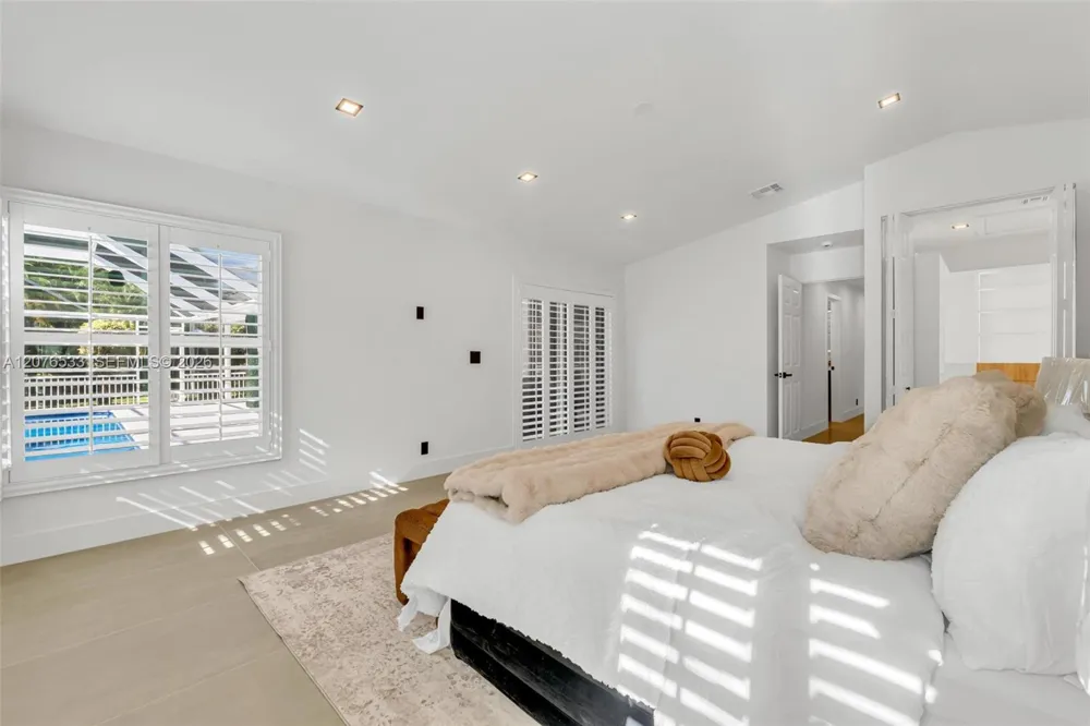 11834 Island Lakes Ln Boca Raton, FL 33498