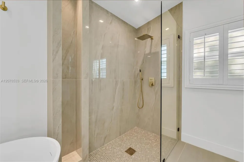 11834 Island Lakes Ln Boca Raton, FL 33498