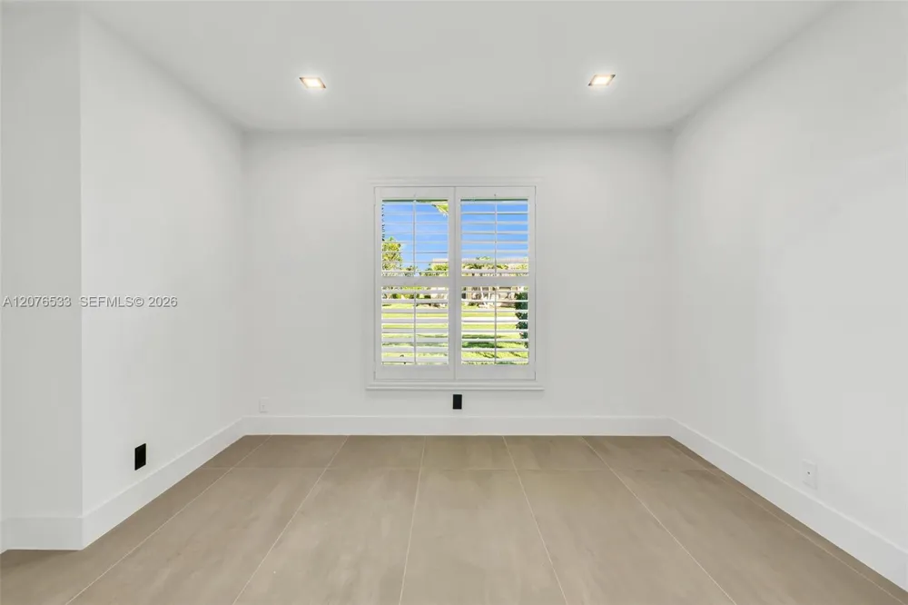 11834 Island Lakes Ln Boca Raton, FL 33498