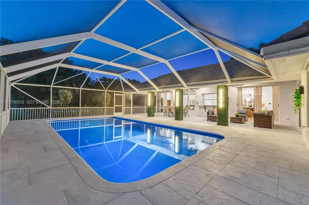 11834 Island Lakes Ln Boca Raton, FL 33498