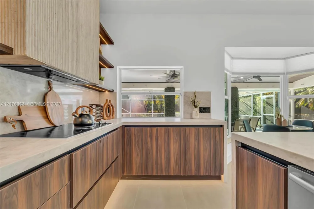 11834 Island Lakes Ln Boca Raton, FL 33498