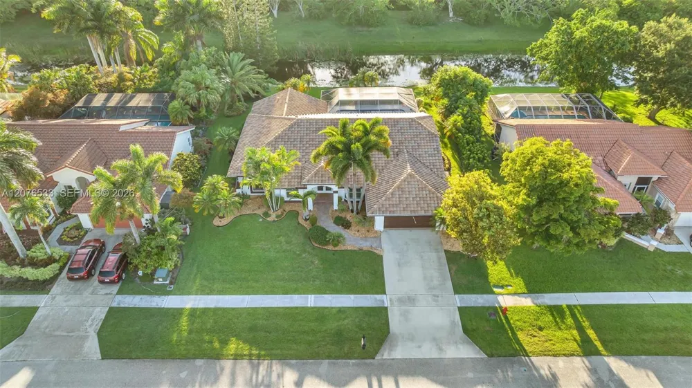 11834 Island Lakes Ln Boca Raton, FL 33498