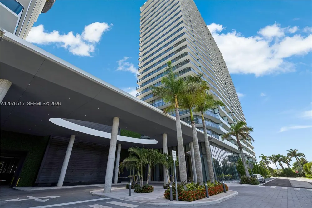 1170 E Hallandale Beach Blvd #304 Hallandale Beach, FL 33009