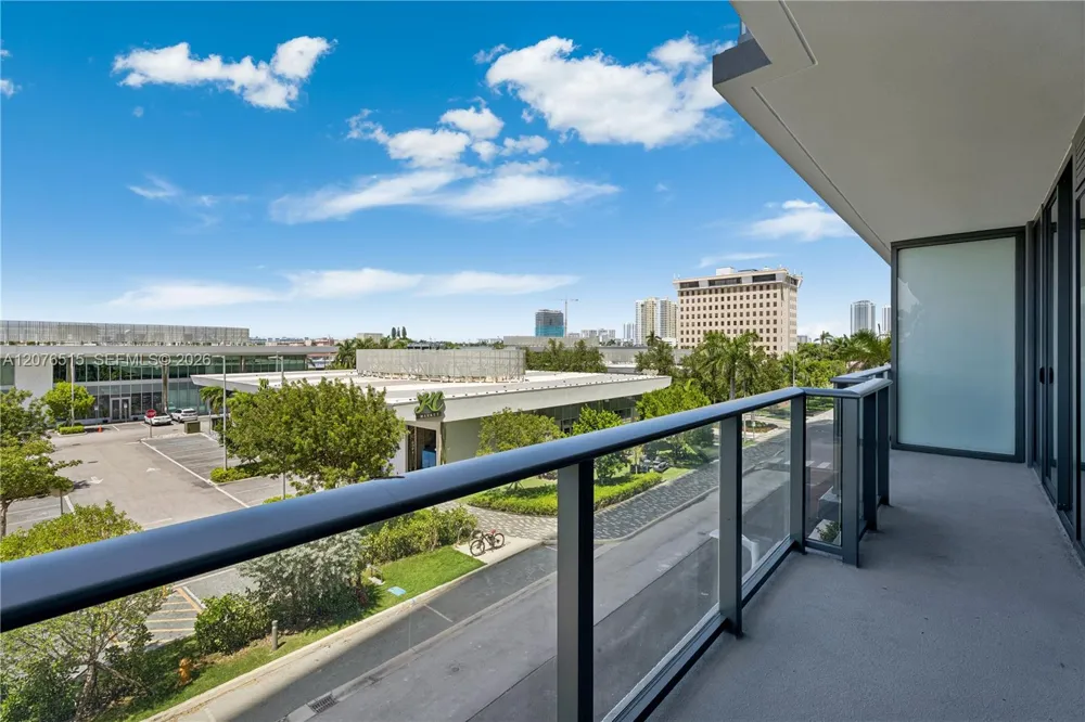 1170 E Hallandale Beach Blvd #304 Hallandale Beach, FL 33009