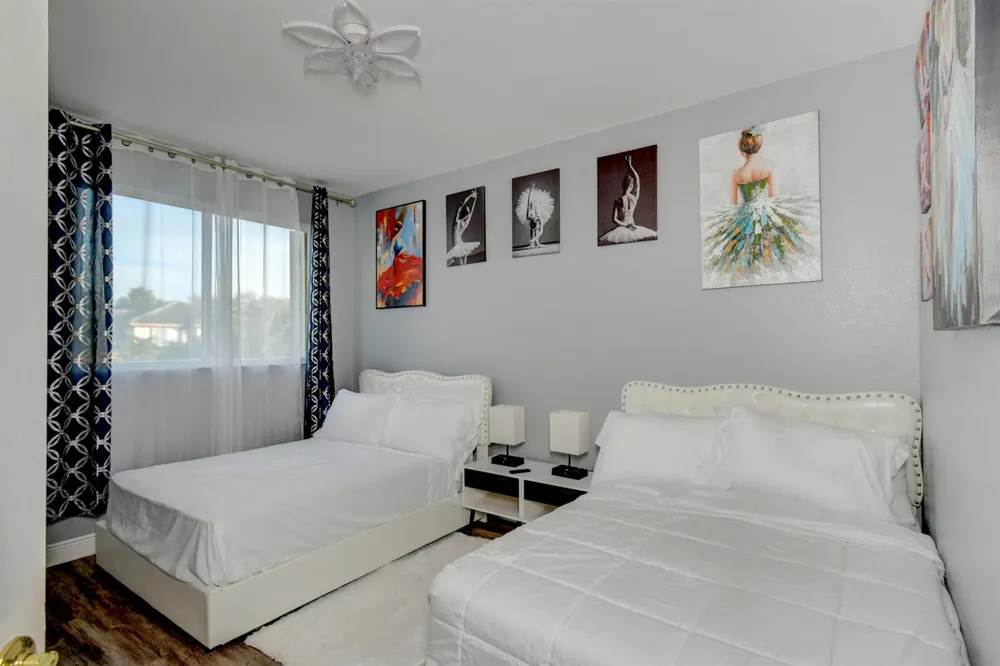 11910 Osprey Point Circle Wellington, FL 33449