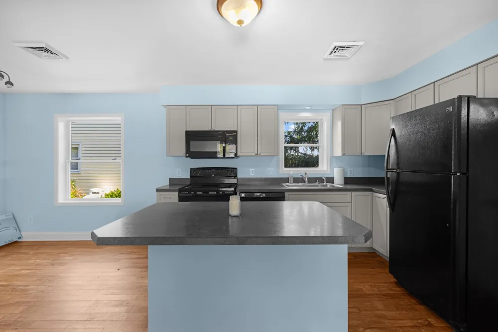 27 N 12th Street Del Haven, NJ 08251