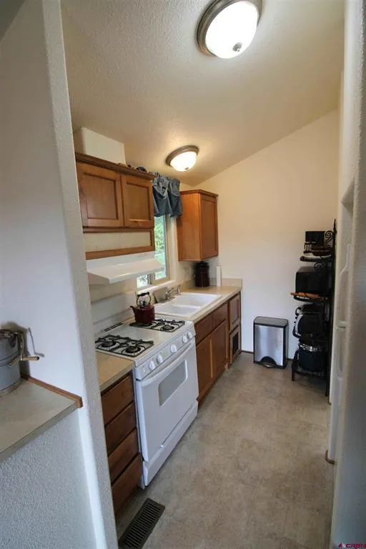 33458 Alt Vista Road Hotchkiss, CO 81419
