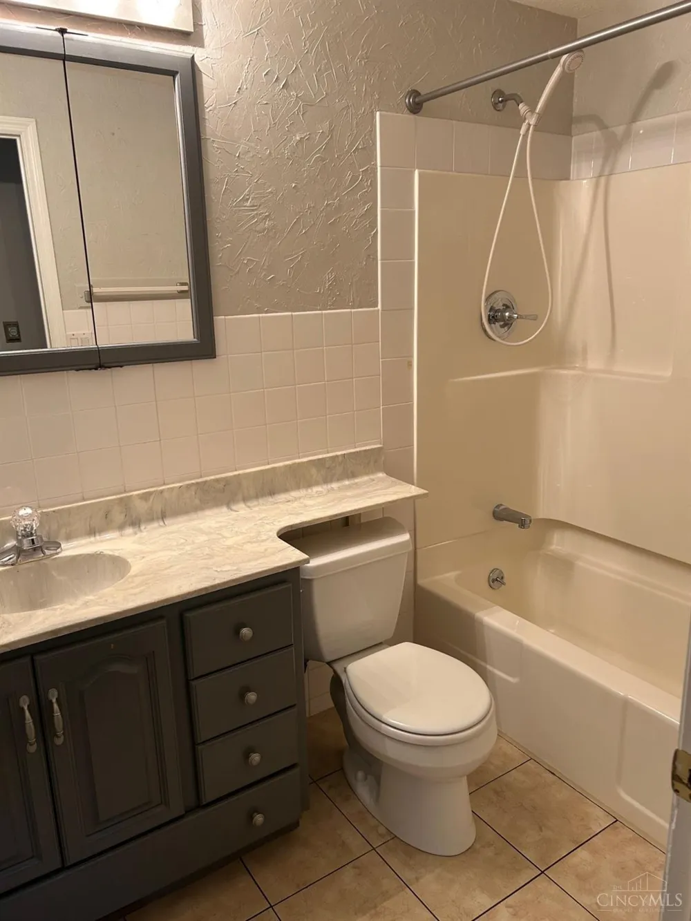 65 Blackstone Drive Centerville, OH 45459