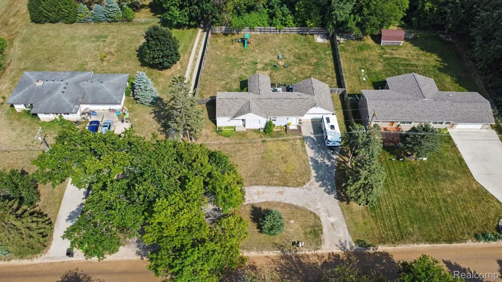 249 S Coats Road Oxford Charter Township, MI 48371