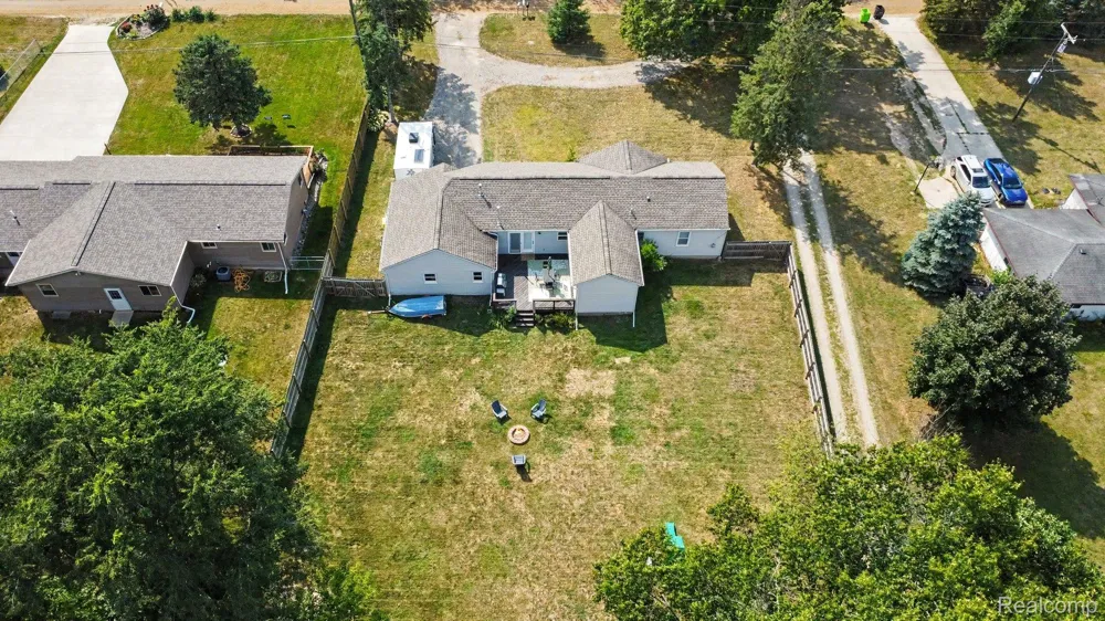 249 S Coats Road Oxford Charter Township, MI 48371