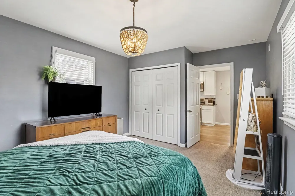 249 S Coats Road Oxford Charter Township, MI 48371
