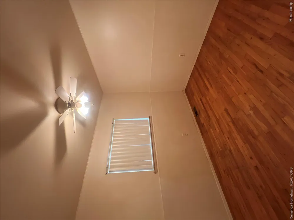 33464 Beechnut Street Westland City, MI 48186