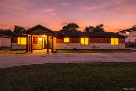 25800 River Road