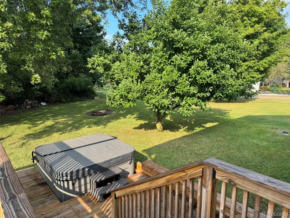 1712 Peppermill Road Lapeer Township, MI 48446