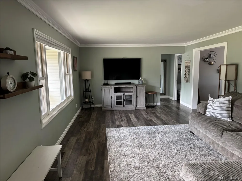 1712 Peppermill Road Lapeer Township, MI 48446