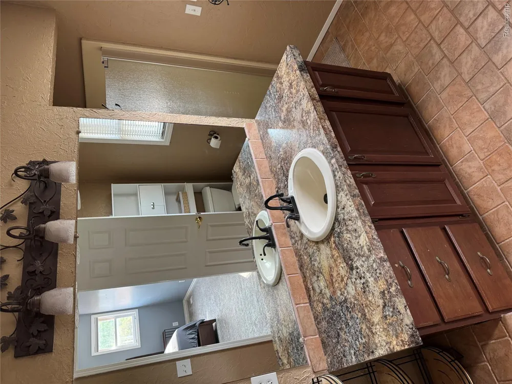 1712 Peppermill Road Lapeer Township, MI 48446