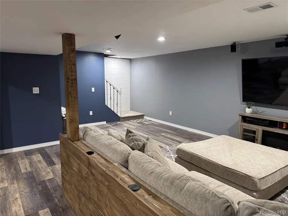 1712 Peppermill Road Lapeer Township, MI 48446