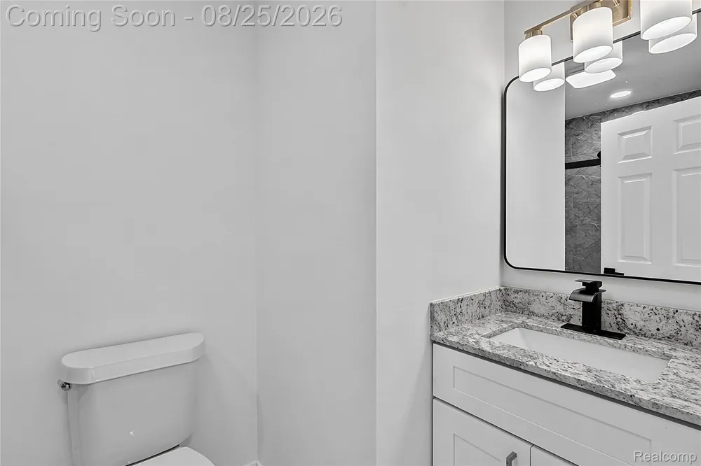 2840 Oldsmobile Avenue Waterford Charter Township, MI 48328