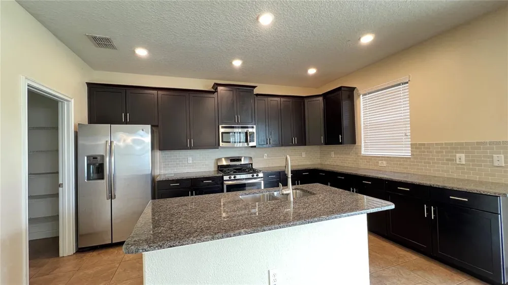 15607 PORTER ROAD Winter Garden, FL 34787