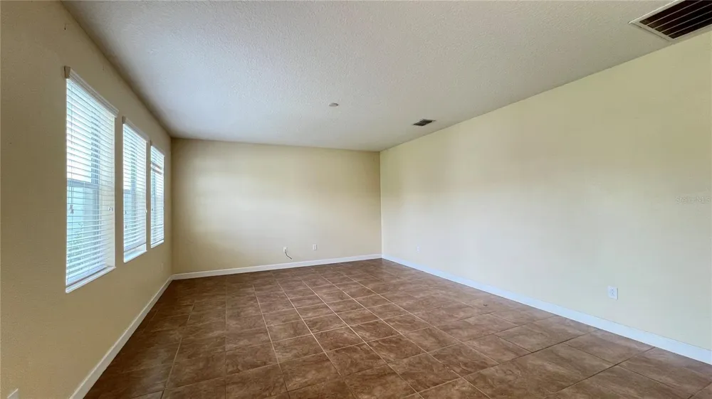 15607 PORTER ROAD Winter Garden, FL 34787
