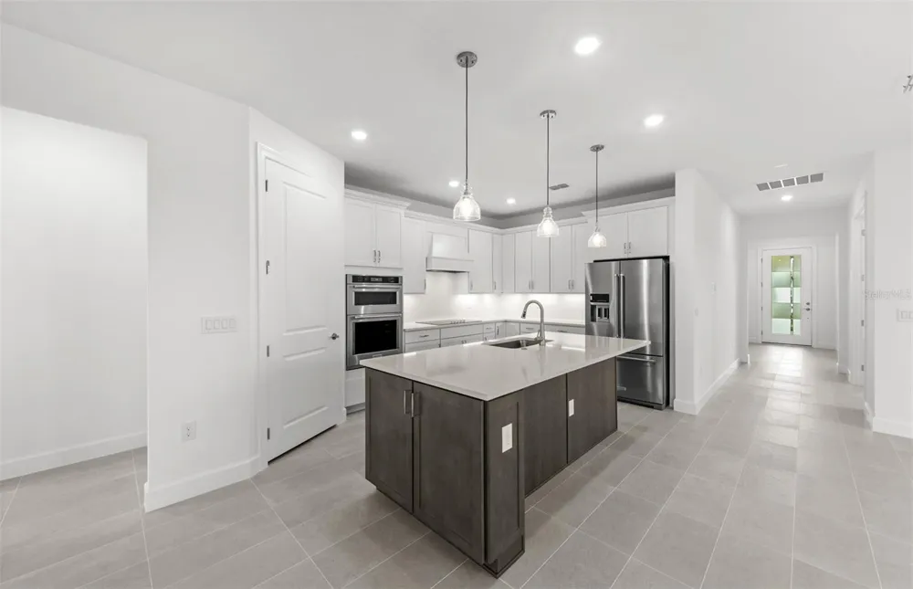 10827 SUN DROP STREET Venice, FL 34293