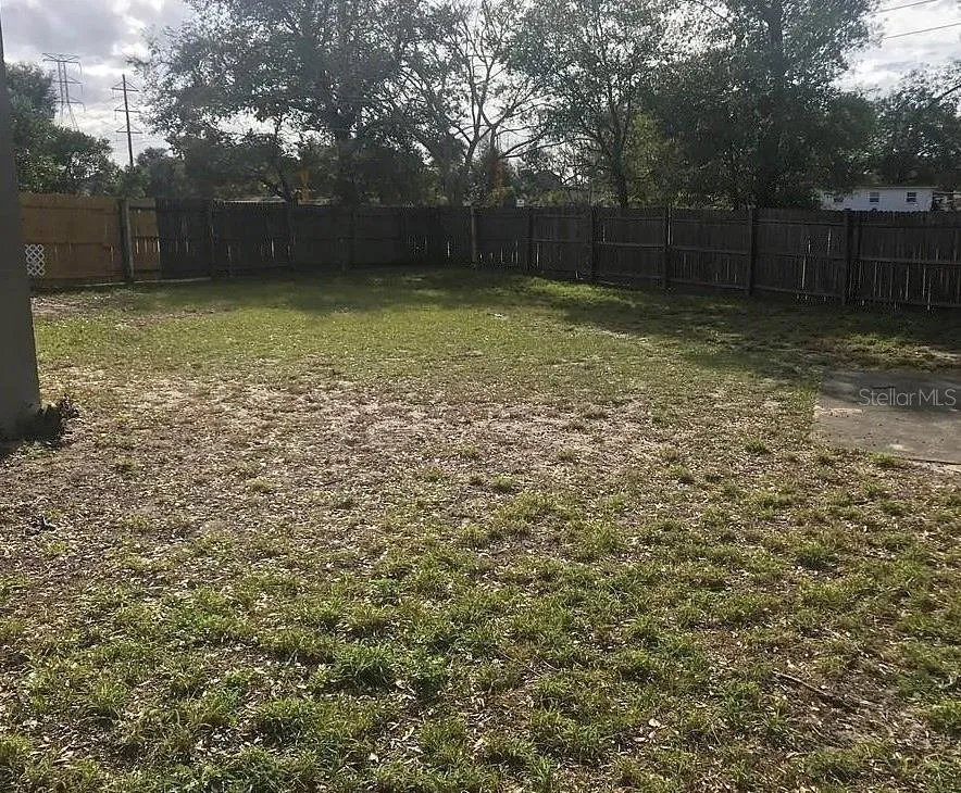 1200 EMERALDA RD Orlando, FL 32808
