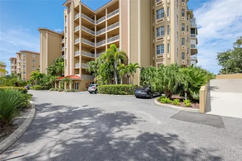 5100 JESSIE HARBOR DRIVE #404