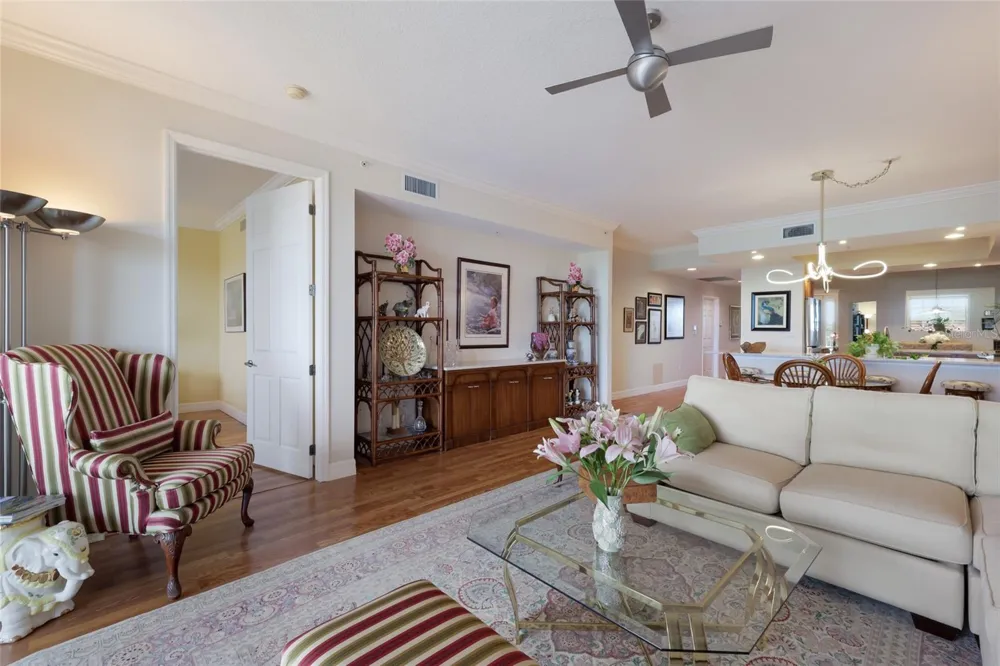 5100 JESSIE HARBOR DRIVE #404 Osprey, FL 34229