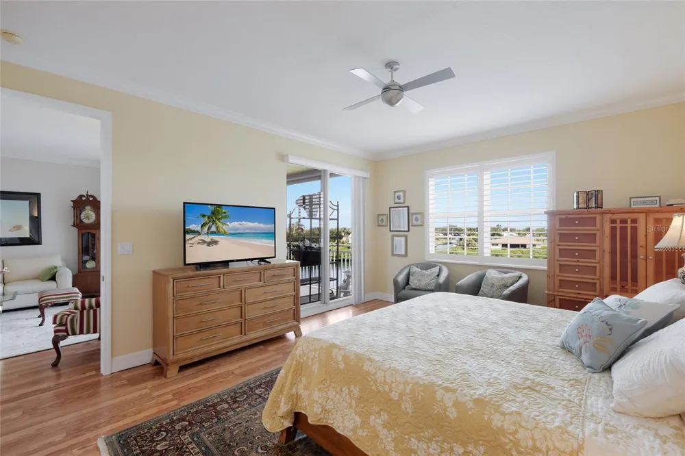 5100 JESSIE HARBOR DRIVE #404 Osprey, FL 34229