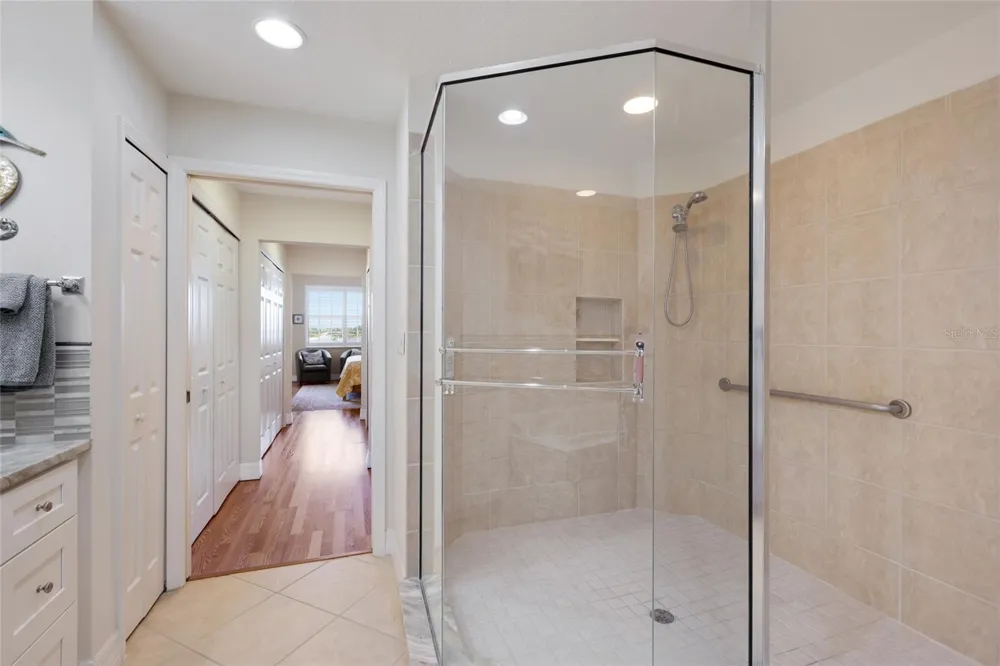 5100 JESSIE HARBOR DRIVE #404 Osprey, FL 34229