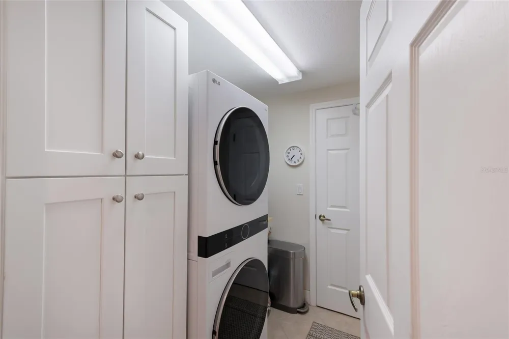 5100 JESSIE HARBOR DRIVE #404 Osprey, FL 34229