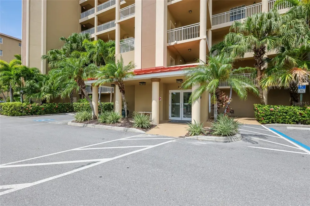 5100 JESSIE HARBOR DRIVE #404 Osprey, FL 34229