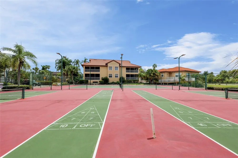 5100 JESSIE HARBOR DRIVE #404 Osprey, FL 34229