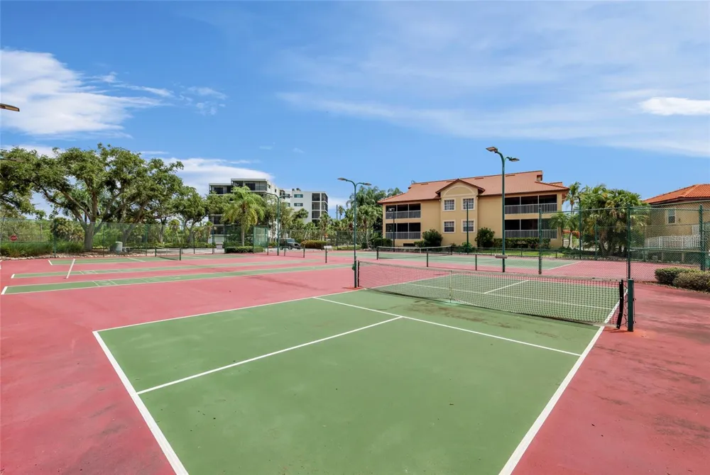 5100 JESSIE HARBOR DRIVE #404 Osprey, FL 34229