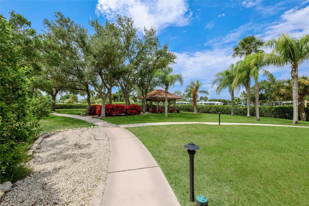 5100 JESSIE HARBOR DRIVE #404 Osprey, FL 34229