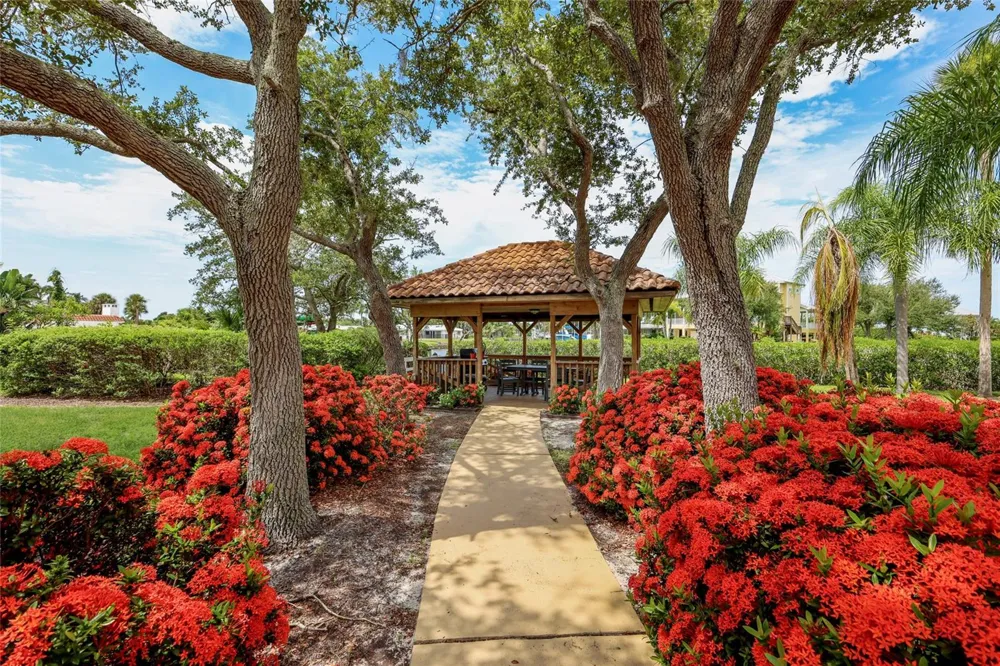 5100 JESSIE HARBOR DRIVE #404 Osprey, FL 34229