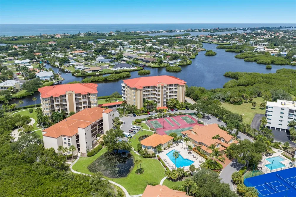 5100 JESSIE HARBOR DRIVE #404 Osprey, FL 34229