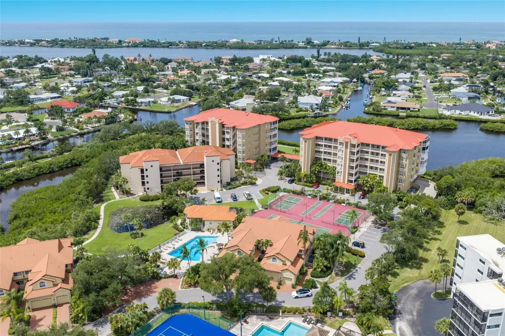 5100 JESSIE HARBOR DRIVE #404 Osprey, FL 34229
