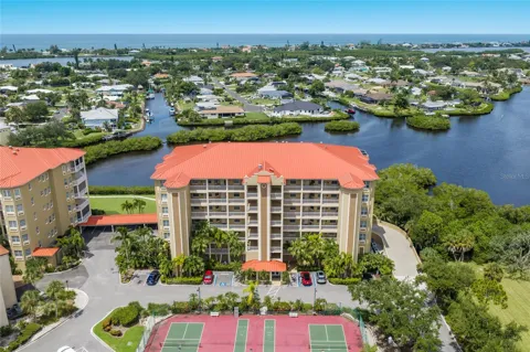 5100 JESSIE HARBOR DRIVE #404