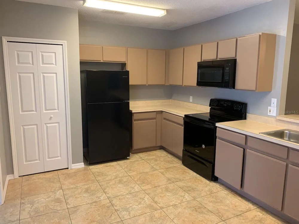 120 NICHOLAS COURT Kissimmee, FL 34758