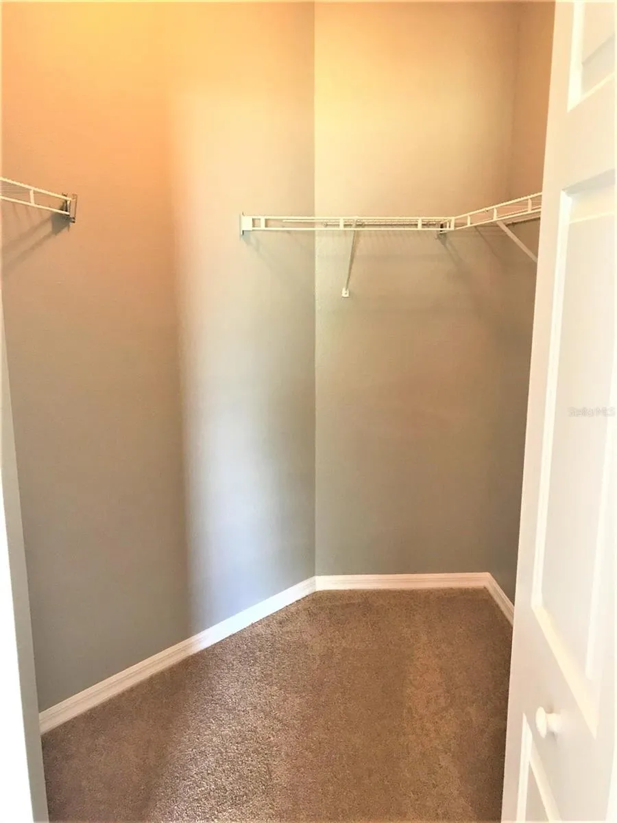 120 NICHOLAS COURT Kissimmee, FL 34758