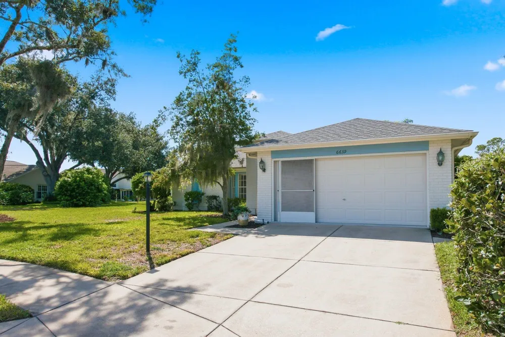 6639 SUN POINT COURT New Port Richey, FL 34655