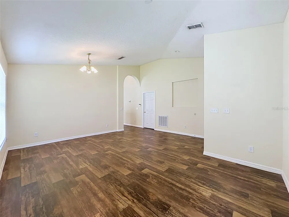 3066 EAGLE CROSSING DR Kissimmee, FL 34746