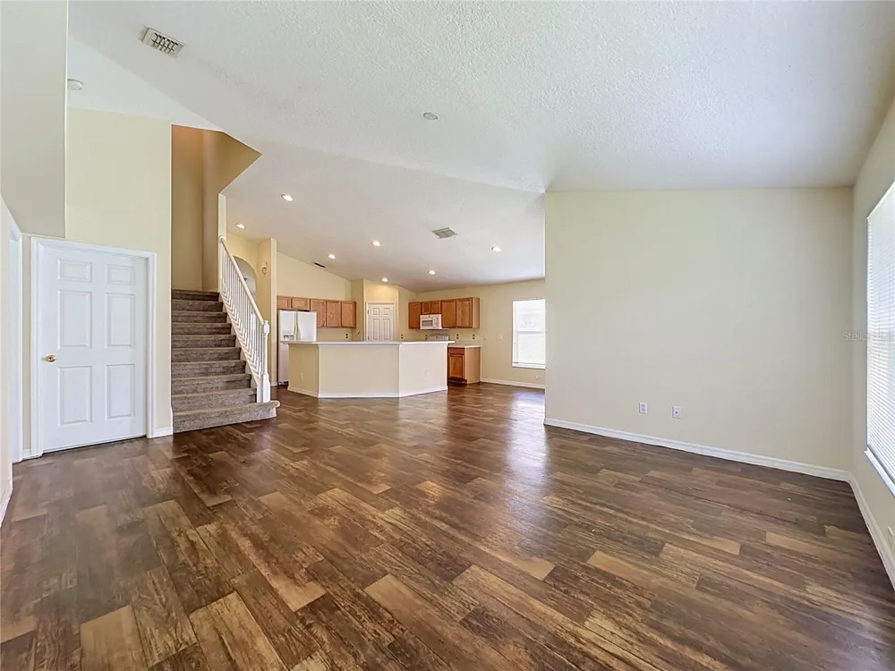 3066 EAGLE CROSSING DR Kissimmee, FL 34746