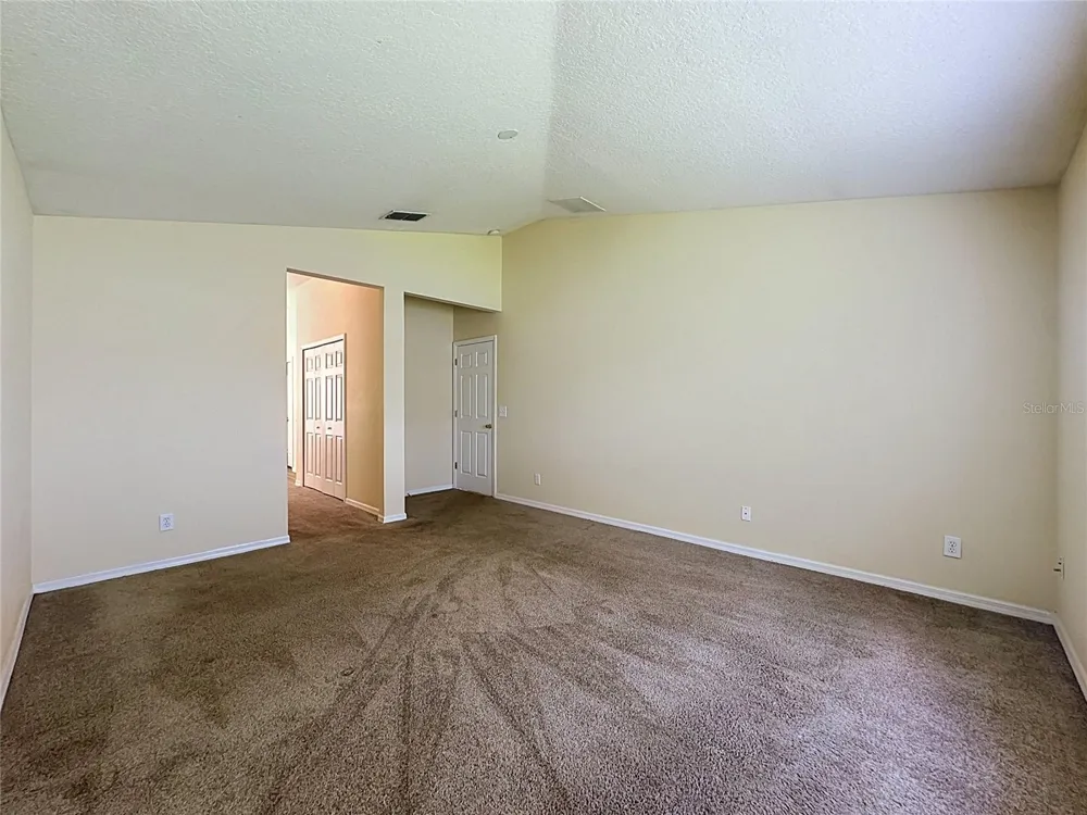 3066 EAGLE CROSSING DR Kissimmee, FL 34746