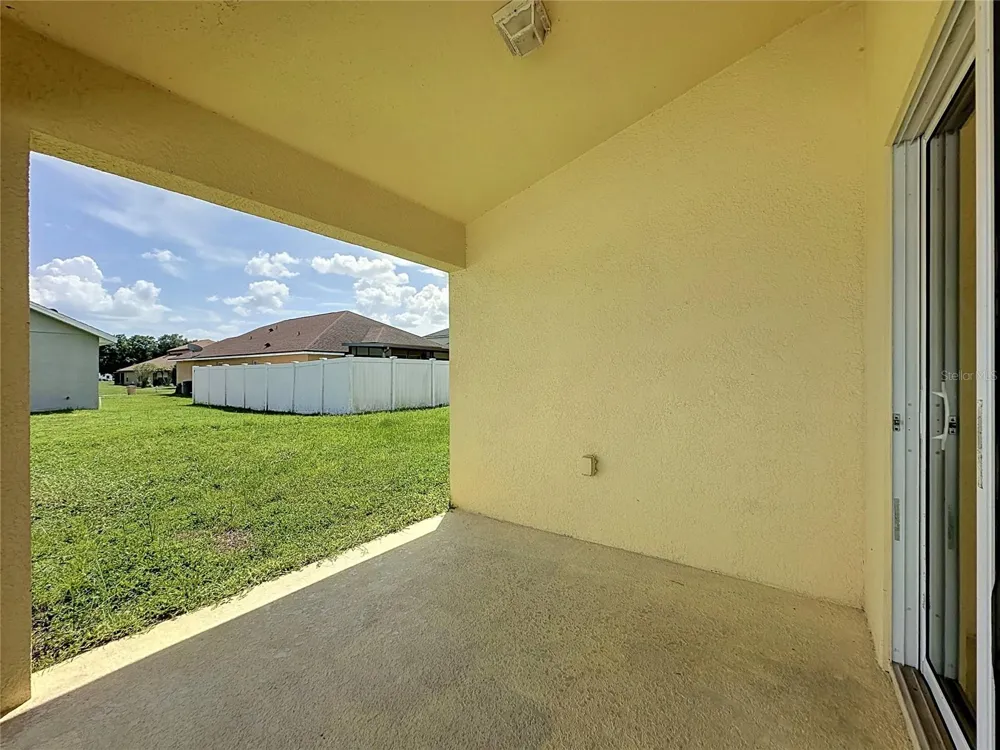 3066 EAGLE CROSSING DR Kissimmee, FL 34746