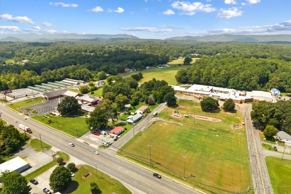 102 Glaze Drive Dalton, GA 30721
