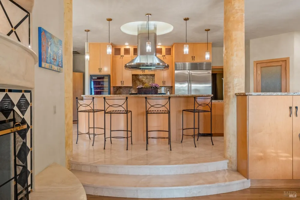 4163 E 3rd Avenue Napa, CA 94558