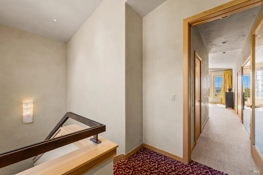 4163 E 3rd Avenue Napa, CA 94558