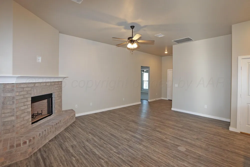 1841 MONTALUSE ROAD Amarillo, TX 79118